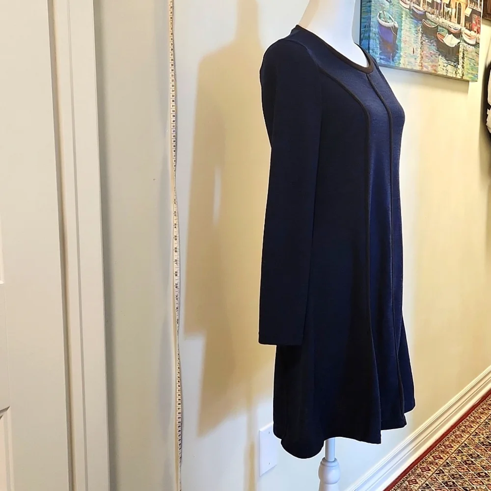 Neesha~ Long-sleeved Panel Trimmed Dress Navy Blue and Black Size M - Picture 4 of 5